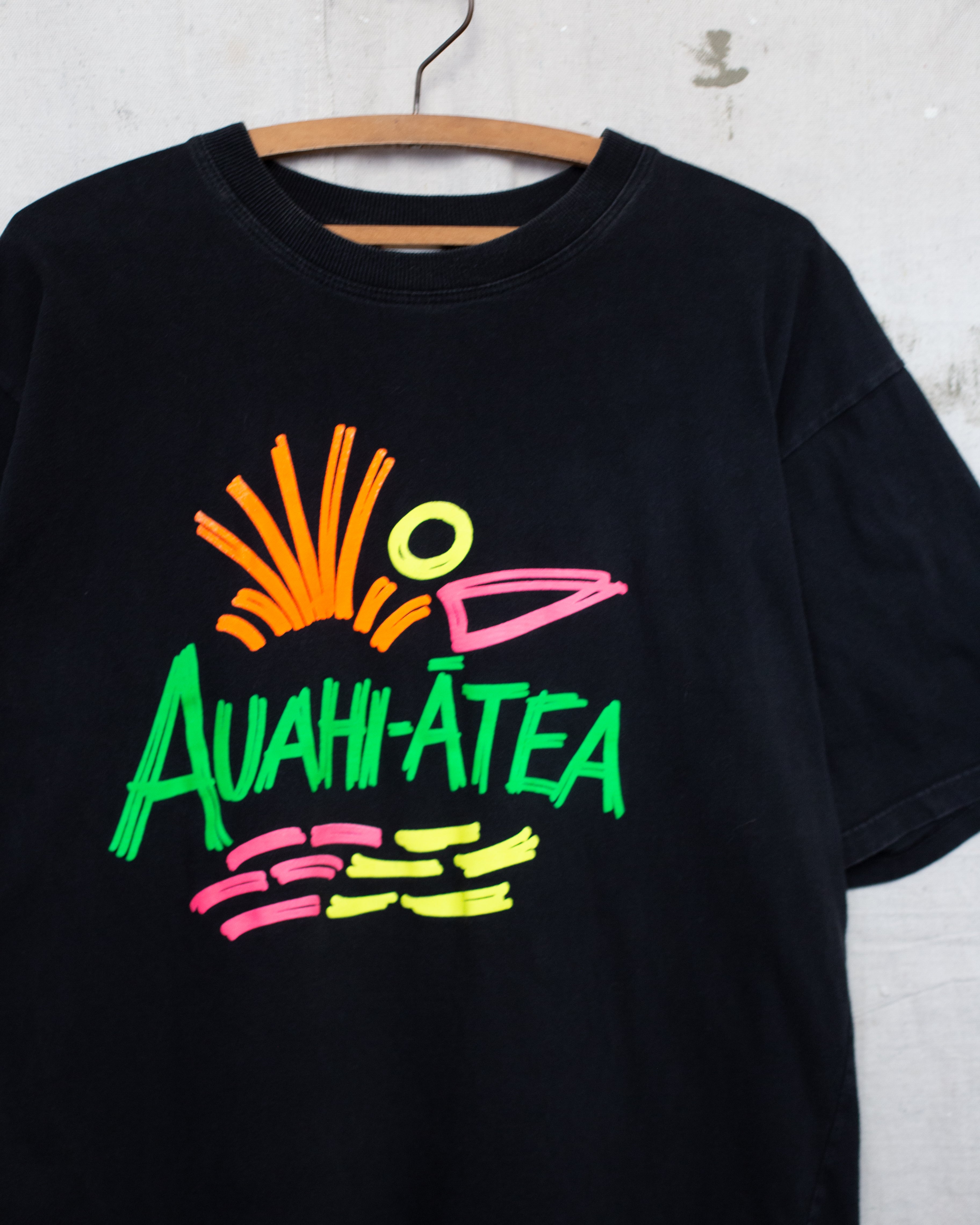1990S Auahi-Ātea (Smoke-free) Tee - M