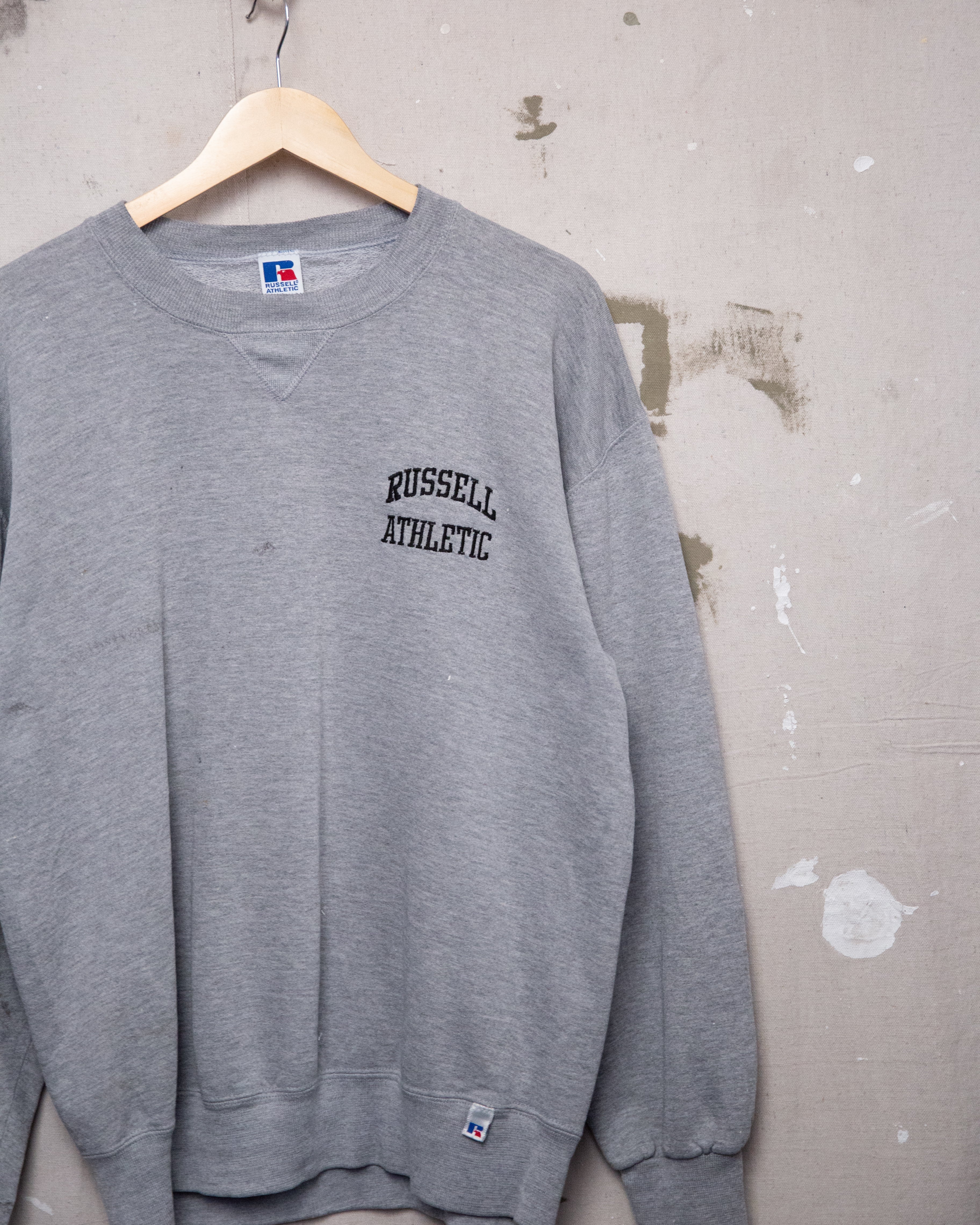 1990S Well Worn Russell Athletic Crew - L