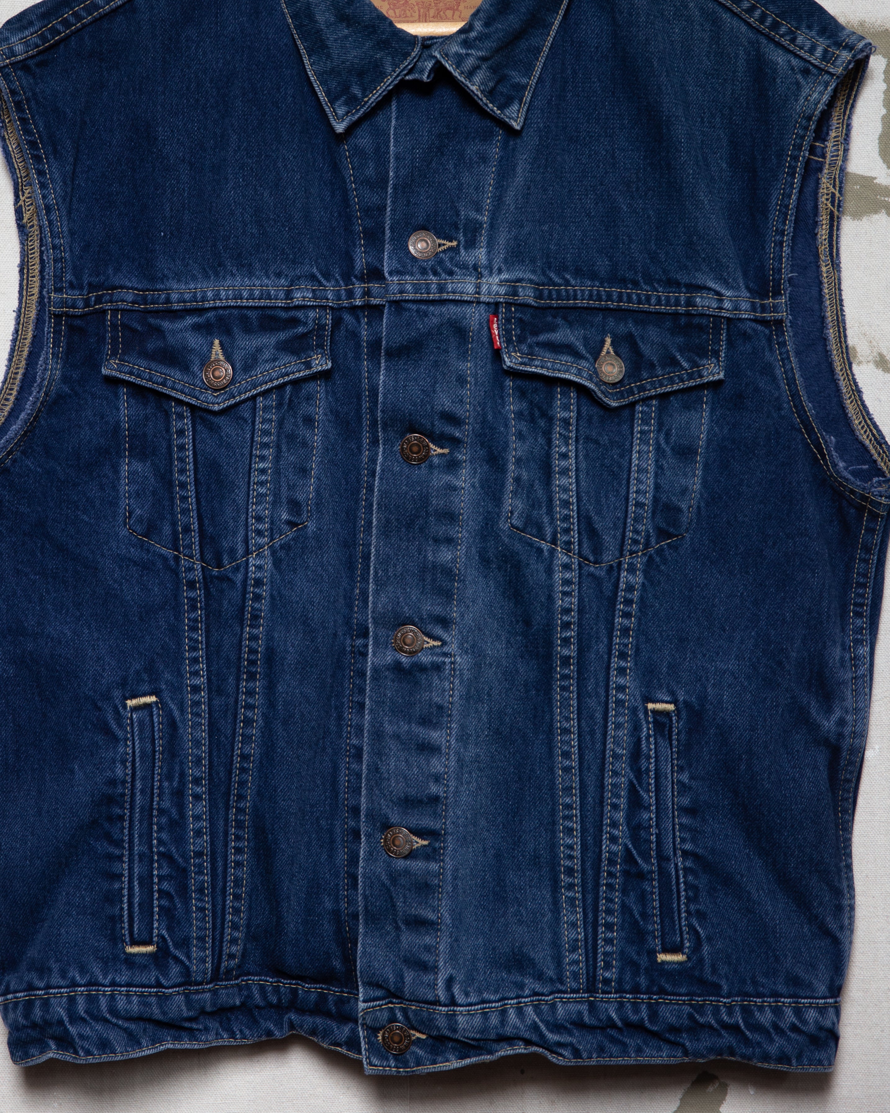 1990S Levis Cut Off Vest - M
