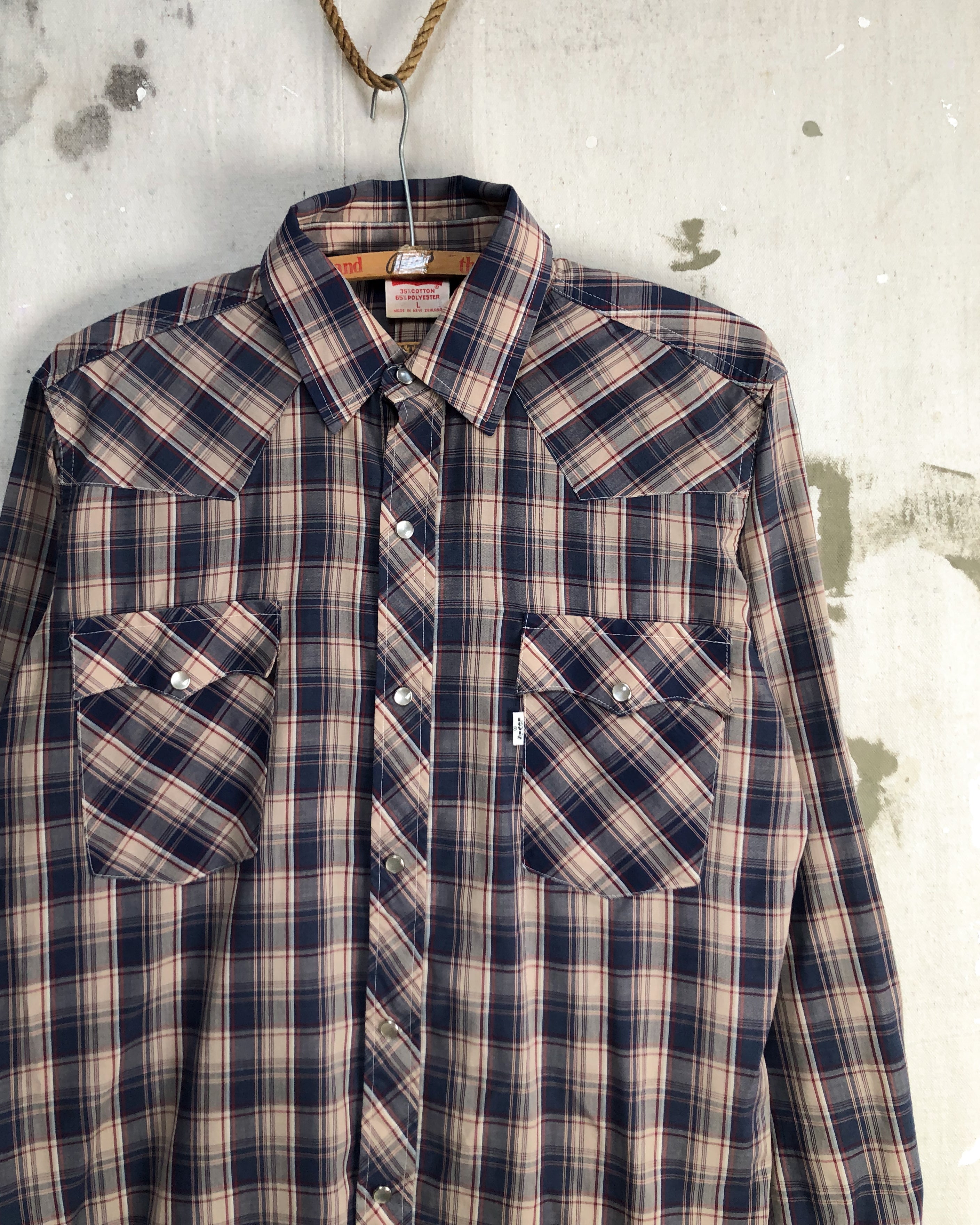 1980S NZ MAde Levis Pearl Snap Shirt - L