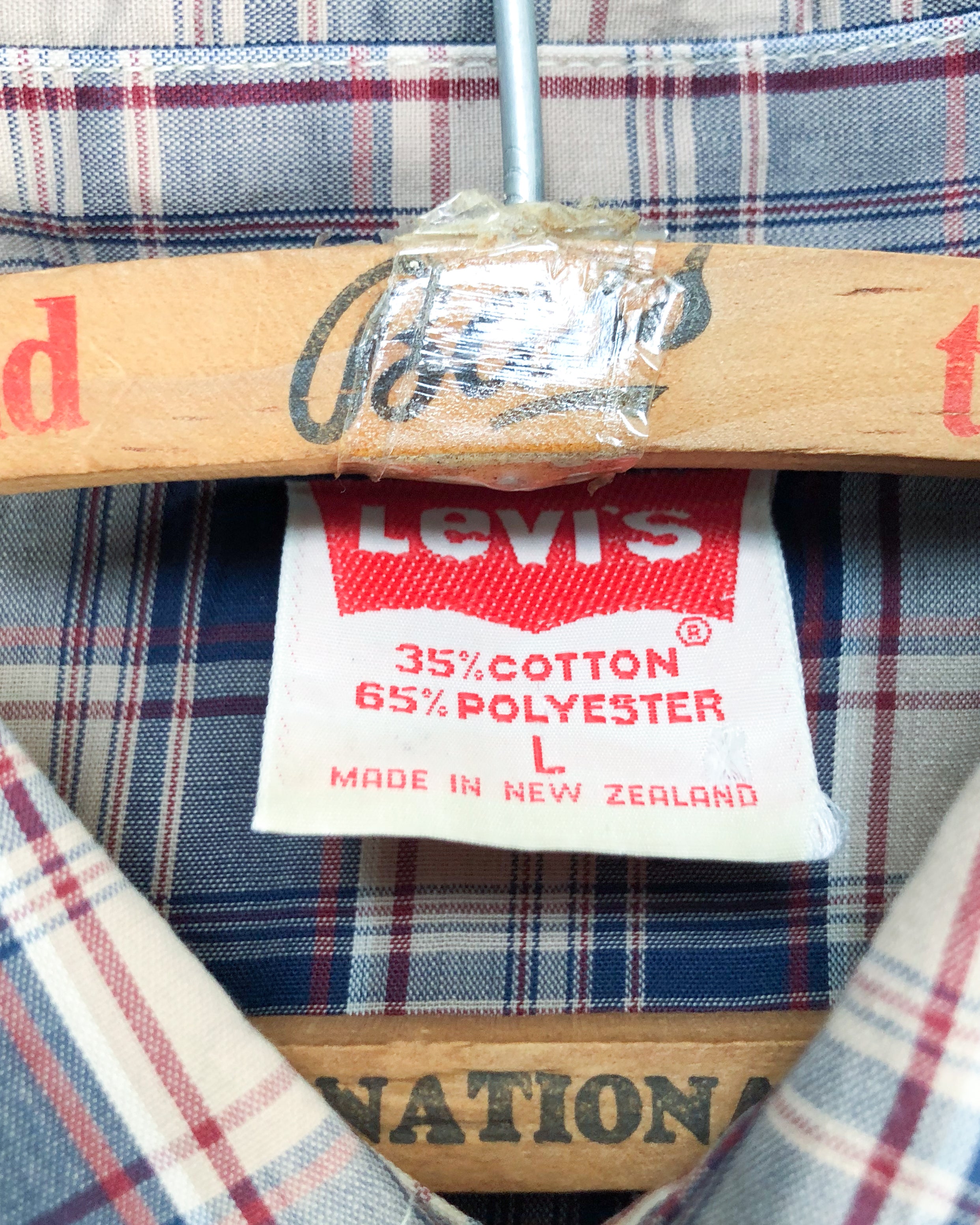 1980S NZ MAde Levis Pearl Snap Shirt - L