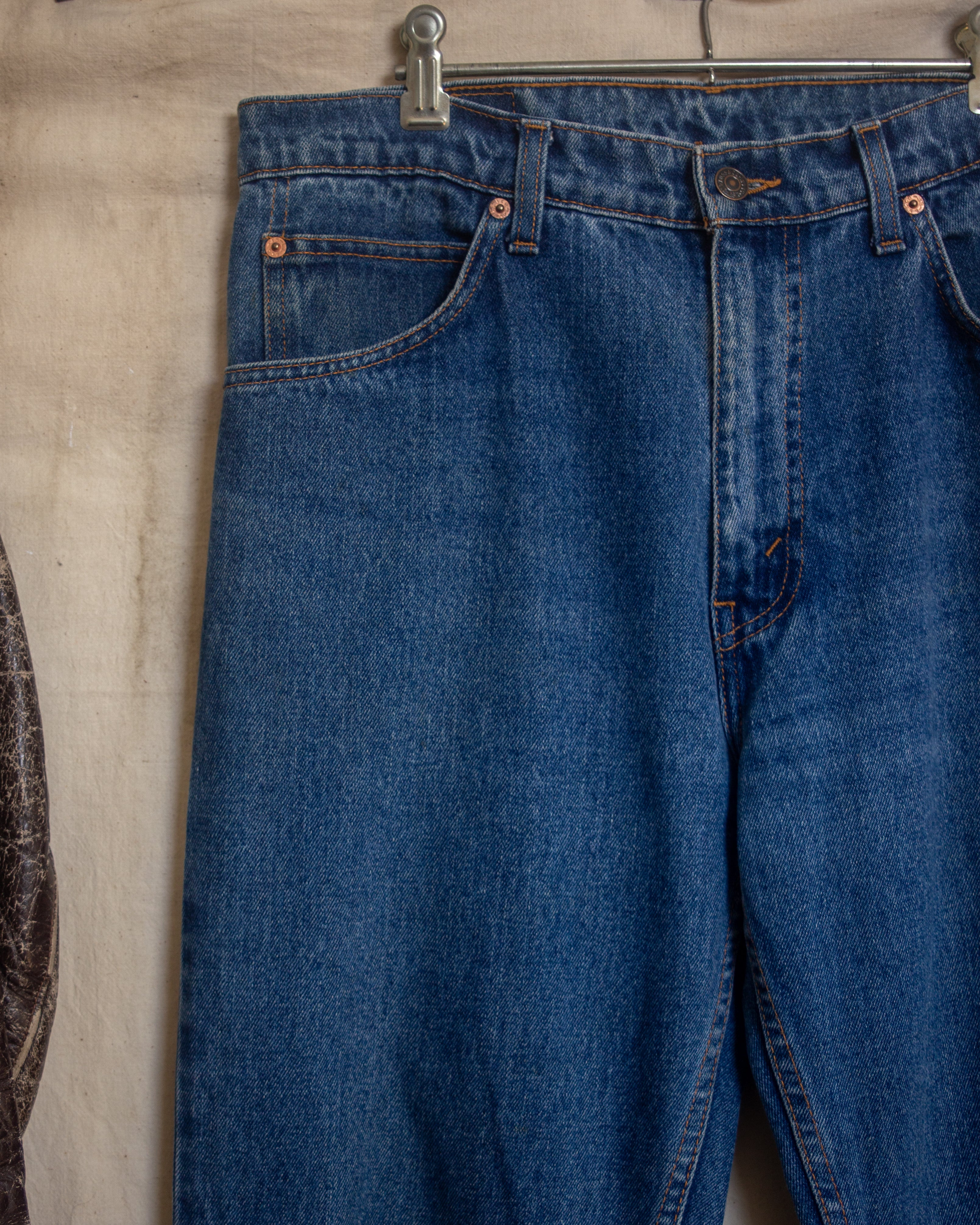 Levis 607 Orange tabs