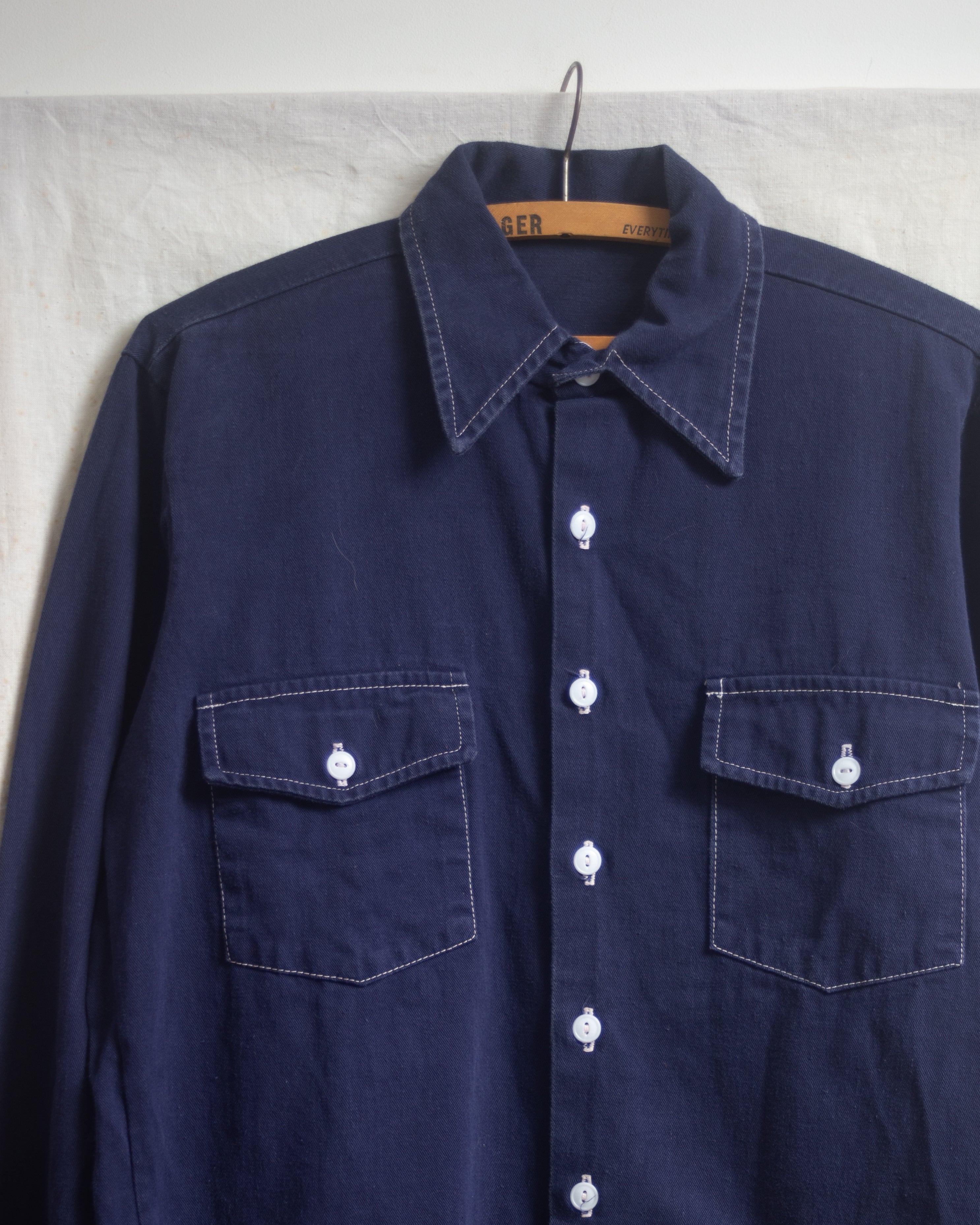 70S heavy cotton shirt with contrast stitching and buttons