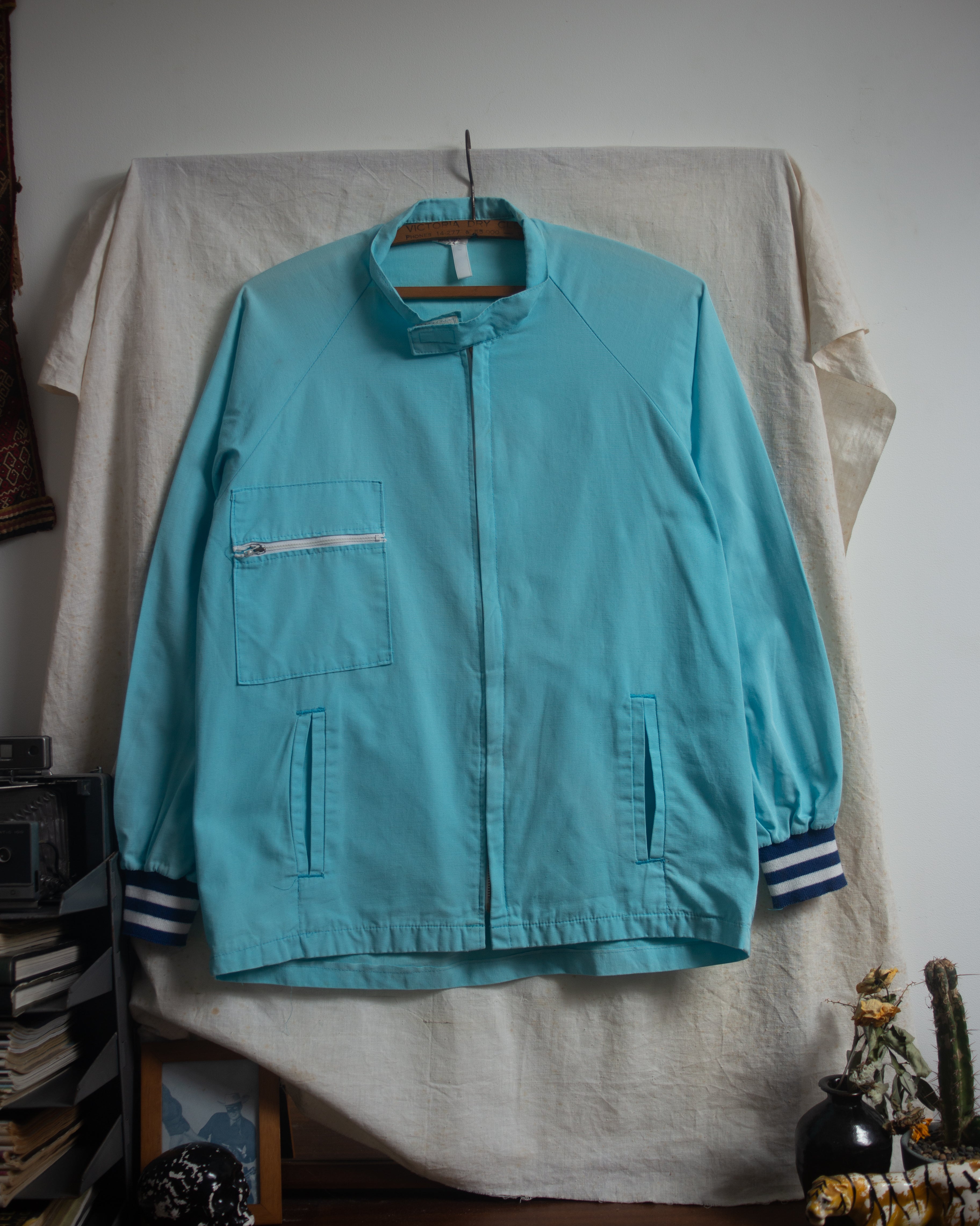 70S Raglan sleeve lightweight jacket