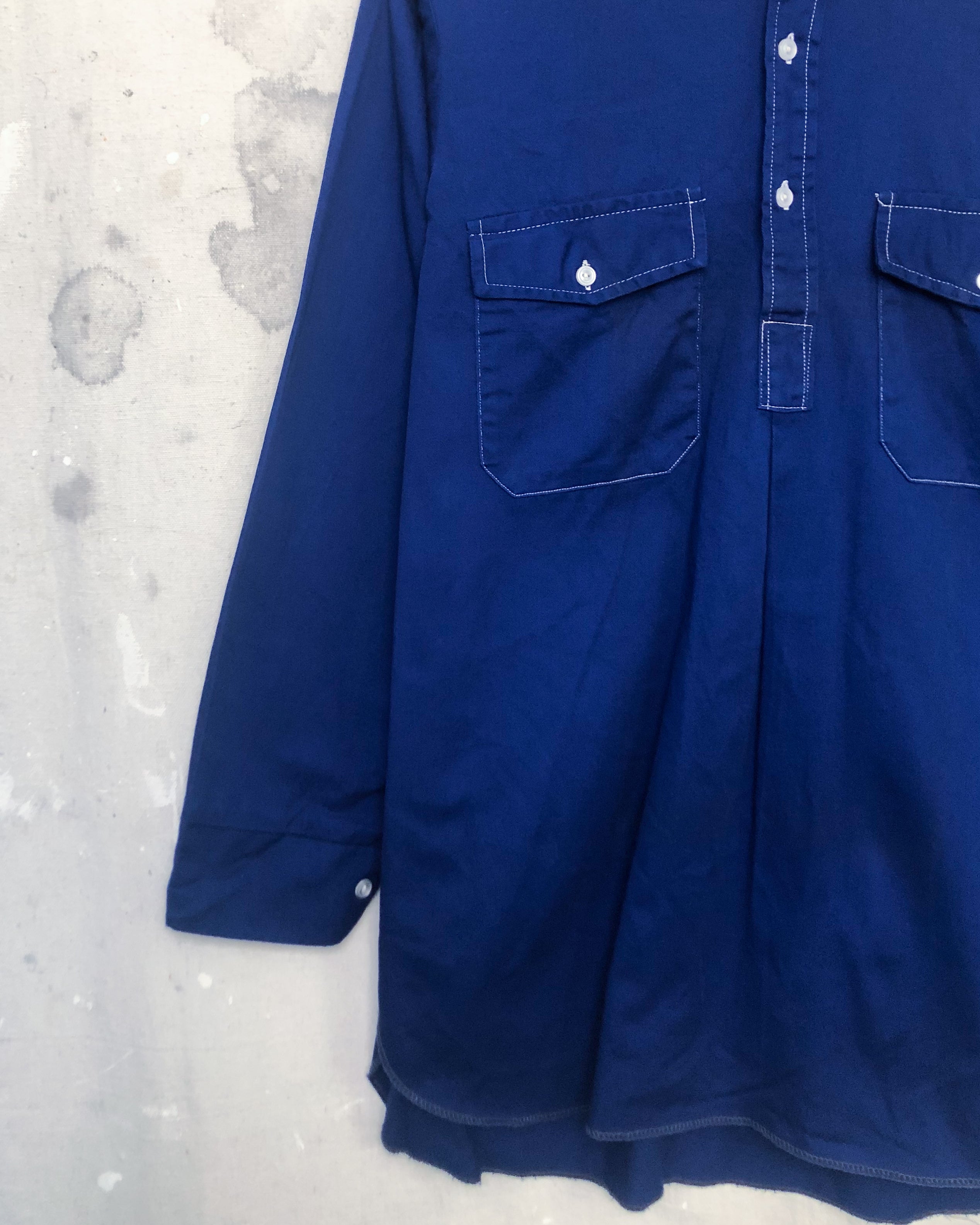 NZ Made Tusk Pull Over Shirt - L