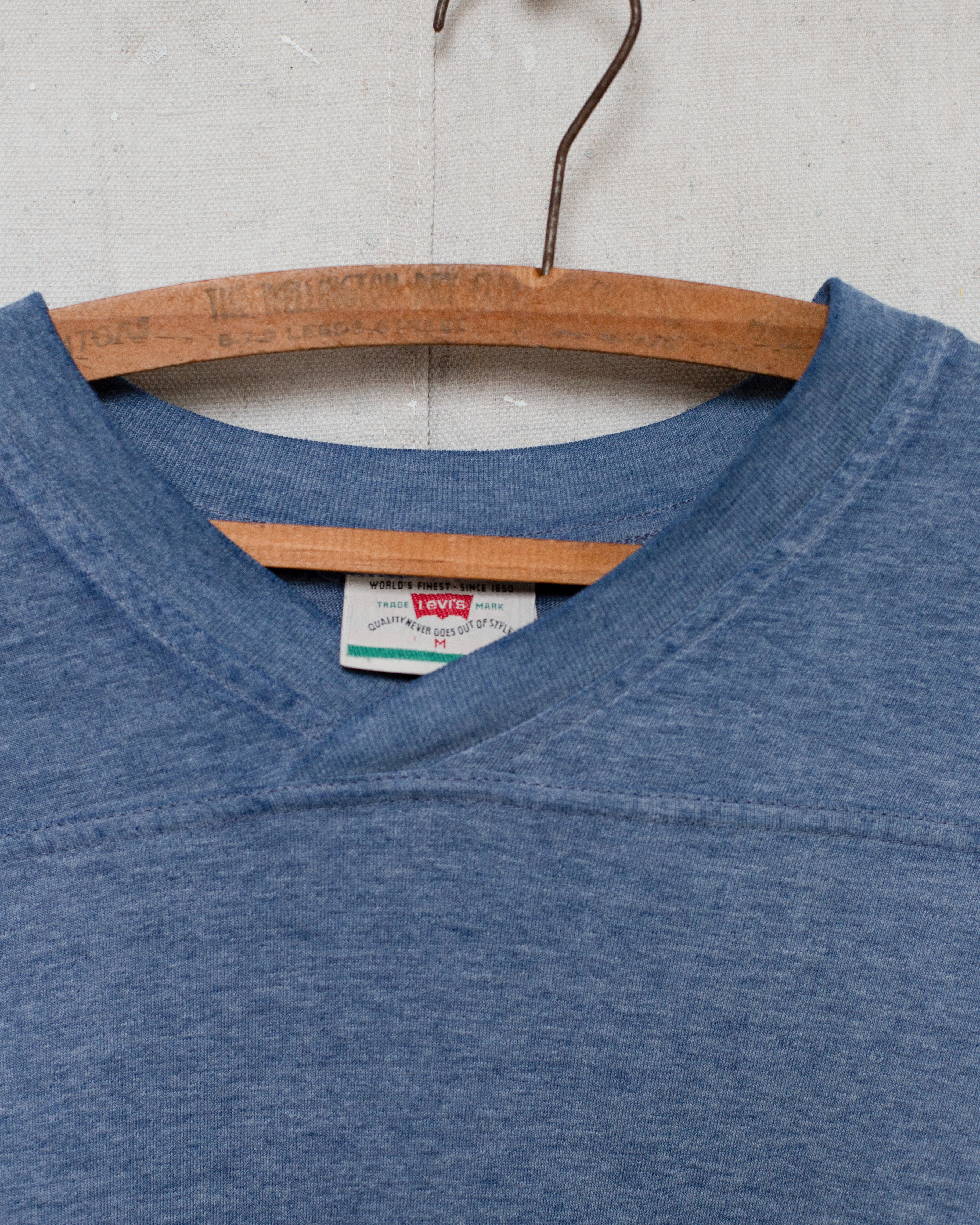 1980S NZ Made Faded Levis Tee - M