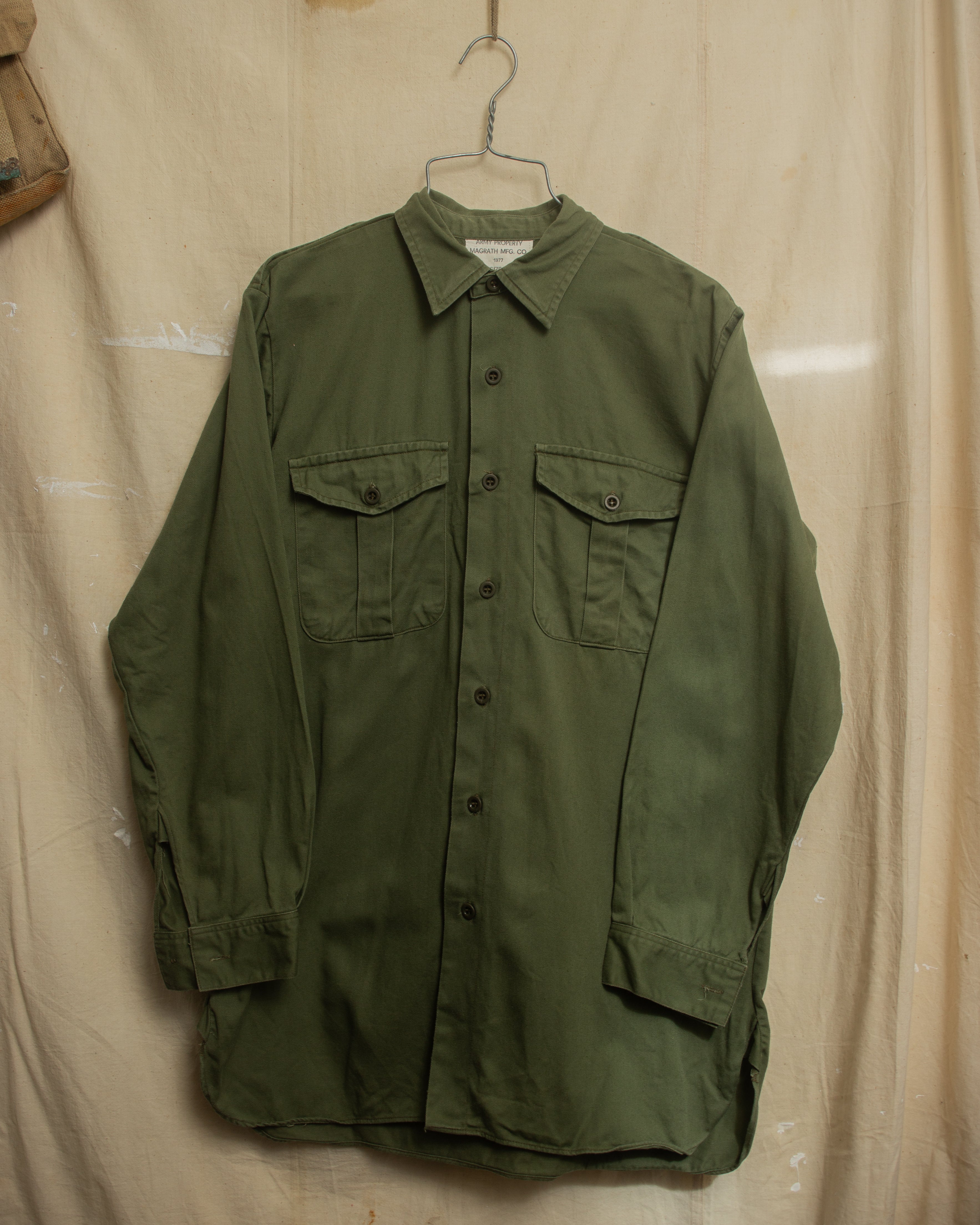 1977 NZ Army Field Shirt Size M/L