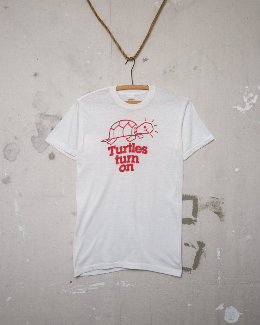 1970S Turtles Turn On Tee - M