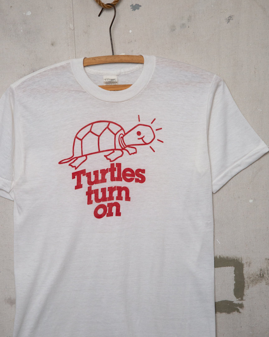 1970S Turtles Turn On Tee - M