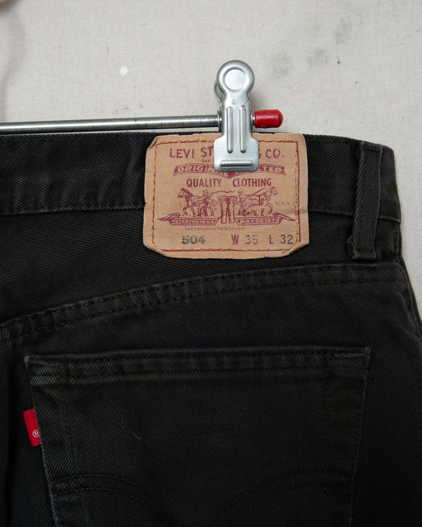 Early 2000s Levis 504 - 34