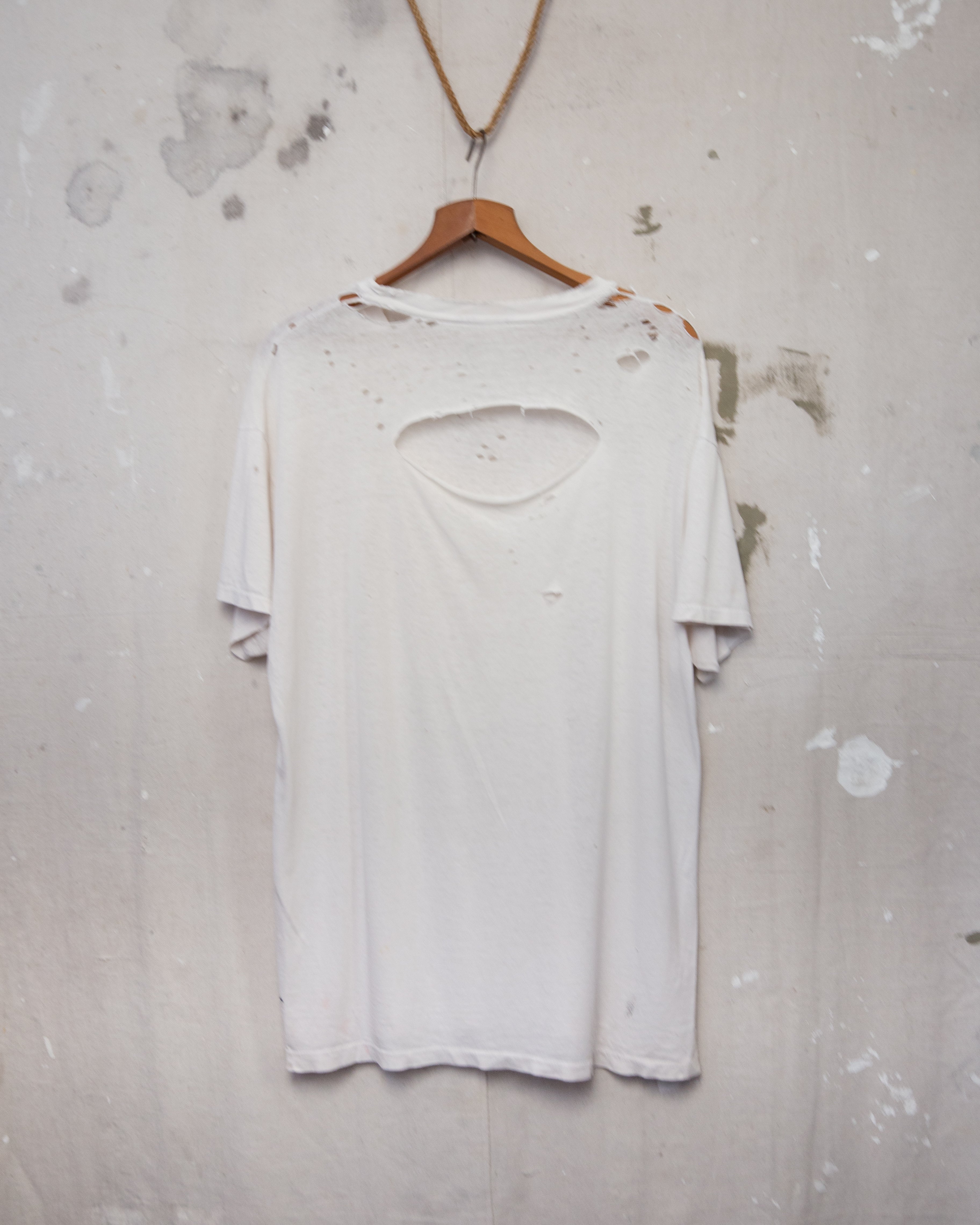 Thrashed Single Stitch Blank Tee - L