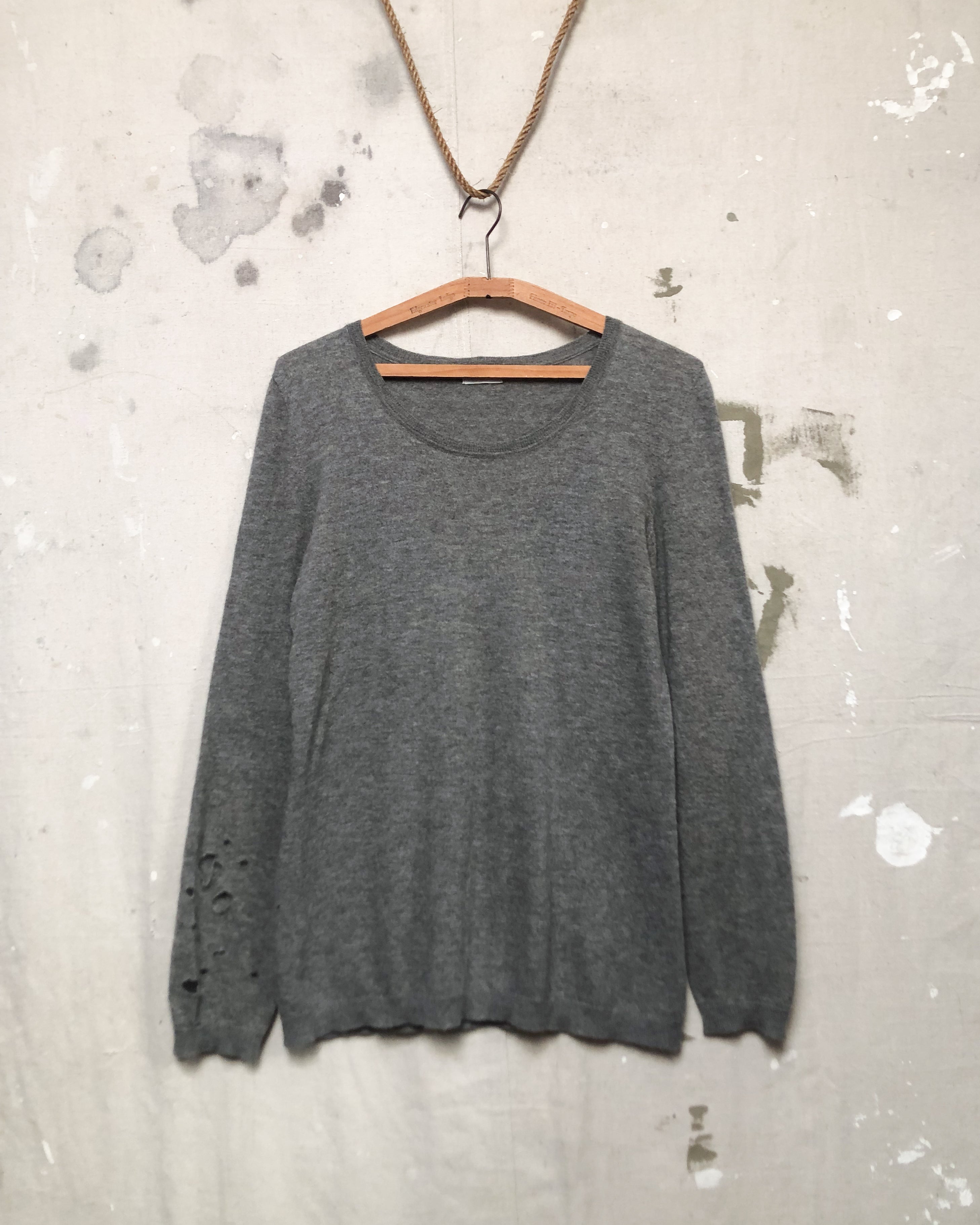 Thrashed Standard Issue Cashmere Top - S