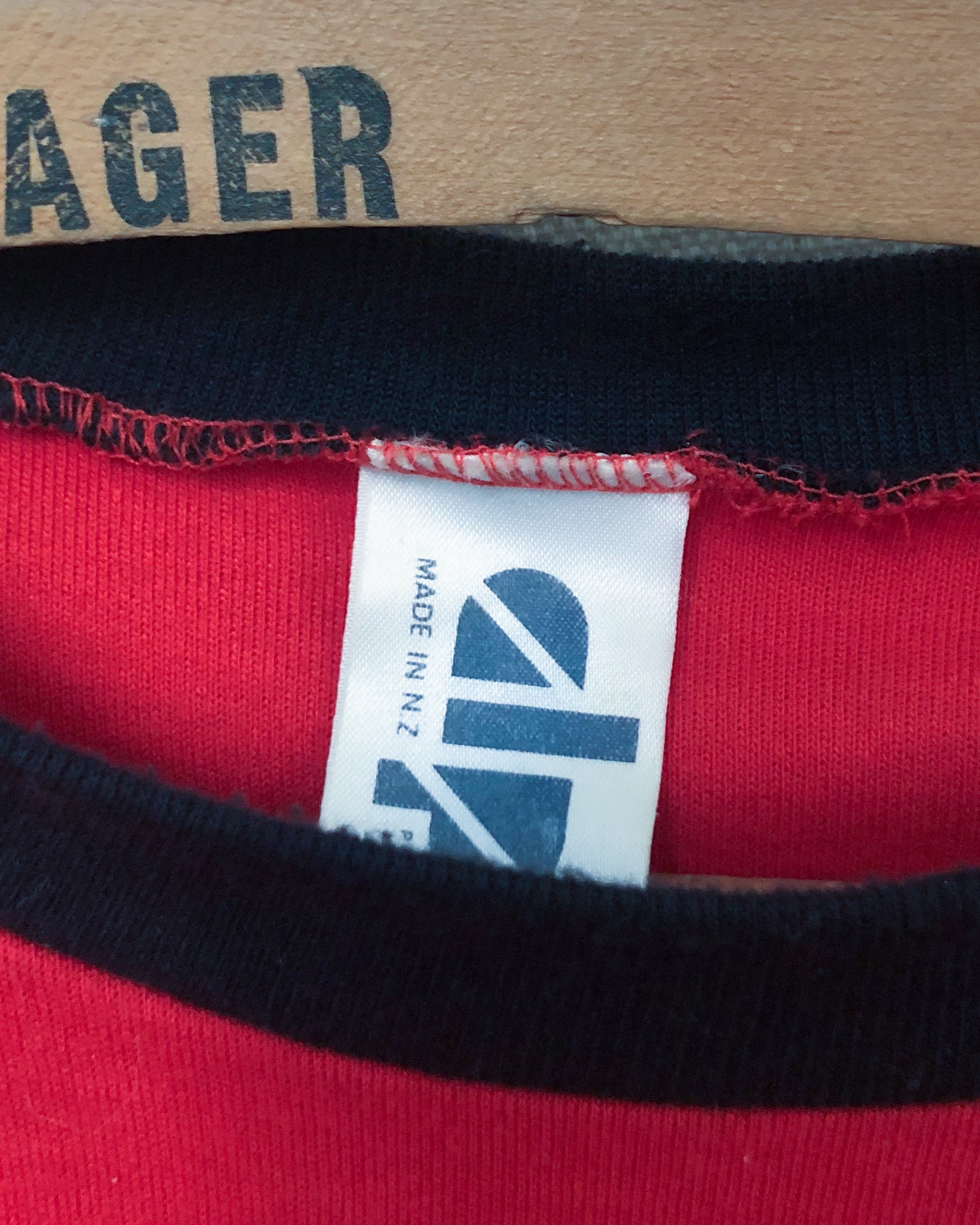 1980S NZ Infantry Regiment Tee - M